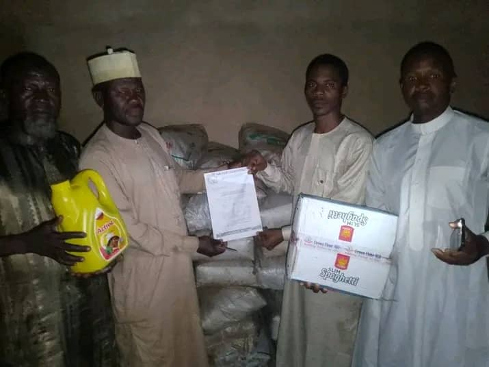 Foundation Distributes Food Items, Farm Inputs to 20 LGAs