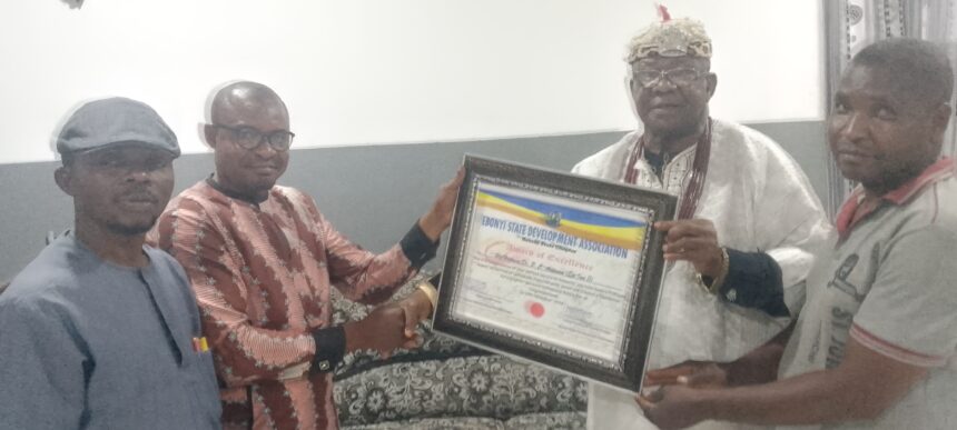 Ebonyi State Development Association Honors ‘ONYEZE’ with Excellence Award