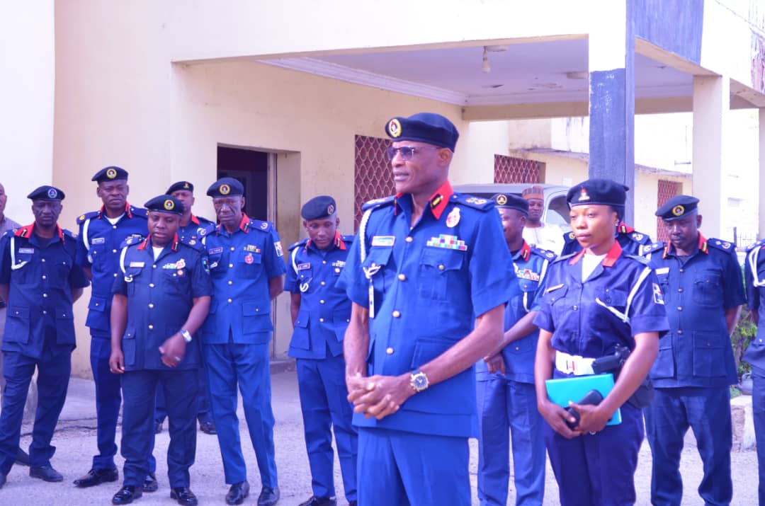 NSCDC Bauchi Commandant Oyerinde receives certificate of integrity award
